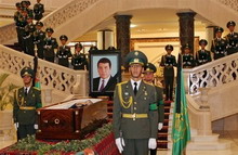 президент туркмении сапармурат ниязов:  я покину пост главы государства еще при жизни 
