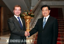 ху цзиньтао пригласил д.медведева с визитом в китае в сентябре