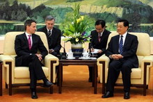 ху цзиньтао: механизм китайско-американского стратегического и экономического диалога является важной платформой укрепления взаимопонимания двух стран